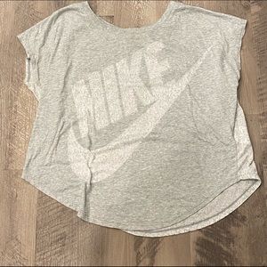Nike short sleeves